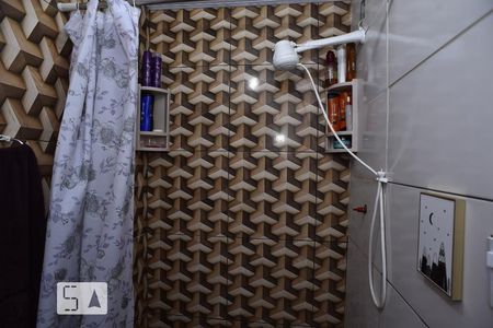 Banheiro de apartamento para alugar com 1 quarto, 45m² em Largo do Pechincha, Rio de Janeiro