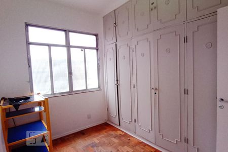 Quarto 1 de apartamento para alugar com 2 quartos, 55m² em Flamengo, Rio de Janeiro