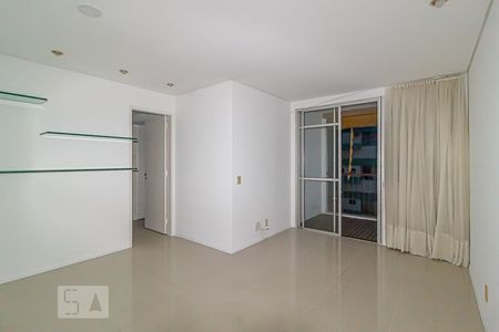 Sala de apartamento à venda com 3 quartos, 90m² em Freguesia de Jacarepaguá, Rio de Janeiro