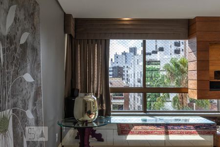 Detalhe Sala de apartamento à venda com 4 quartos, 168m² em Petrópolis, Porto Alegre
