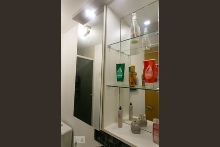 Detalhe de apartamento para alugar com 3 quartos, 74m² em Teresópolis, Porto Alegre