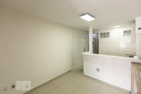 Studio de kitnet/studio para alugar com 1 quarto, 30m² em República, São Paulo