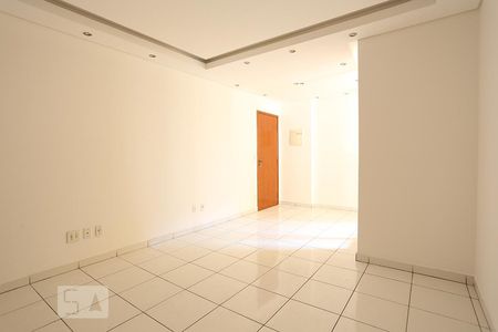 Sala de apartamento à venda com 2 quartos, 67m² em Bussocaba, Osasco