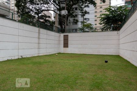 Apartamento à venda com 192m², 3 quartos e 4 vagas Apartamento à venda com 192m², 3 quartos e 4 vagasArea Comum