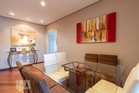 Sala de casa para alugar com 4 quartos, 500m² em Chácara das Pedras, Porto Alegre
