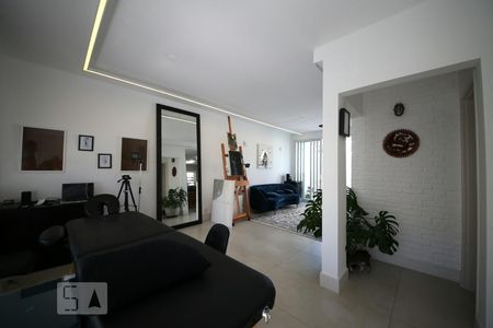 Sala  de casa à venda com 3 quartos, 180m² em Jardim Petrópolis, São Paulo