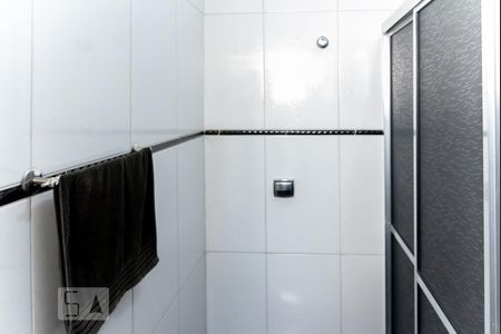 Casa à venda com 120m², 2 quartos e 2 vagas Casa à venda com 120m², 2 quartos e 2 vagasBanheiro 1