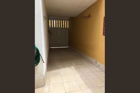 Garagem de casa de condomínio à venda com 3 quartos, 200m² em Cascadura, Rio de Janeiro