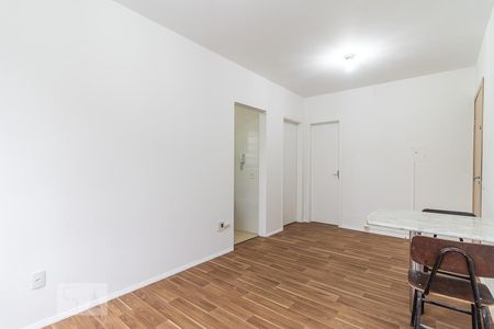 Sala de apartamento para alugar com 1 quarto, 45m² em Navegantes, Porto Alegre