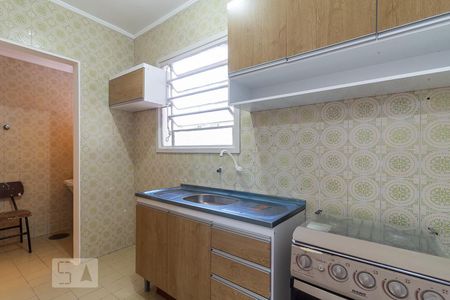 Cozinha de apartamento para alugar com 1 quarto, 45m² em Navegantes, Porto Alegre