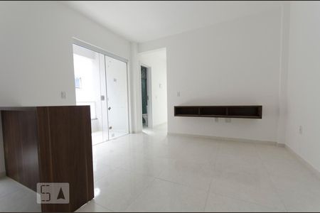 Sala de apartamento para alugar com 2 quartos, 58m² em Ingleses do Rio Vermelho , Florianópolis