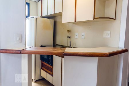 Cozinha de apartamento para alugar com 1 quarto, 35m² em Vila Nova Conceição, São Paulo