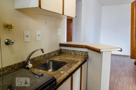 Cozinha de apartamento para alugar com 1 quarto, 35m² em Vila Nova Conceição, São Paulo