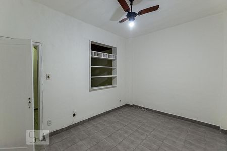 Sala de apartamento para alugar com 1 quarto, 45m² em Fonseca, Niterói