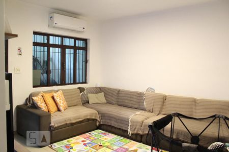 Sala de casa à venda com 3 quartos, 90m² em Vila Tiradentes, São Paulo