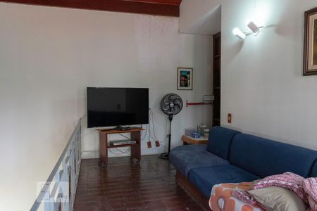 Sala de TV de casa à venda com 5 quartos, 477m² em Vila Mariana, São Paulo