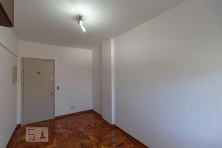 Sala de apartamento para alugar com 1 quarto, 40m² em Campo Belo, São Paulo