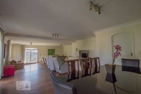 Sala de apartamento para alugar com 4 quartos, 300m² em Vila Andrade, São Paulo