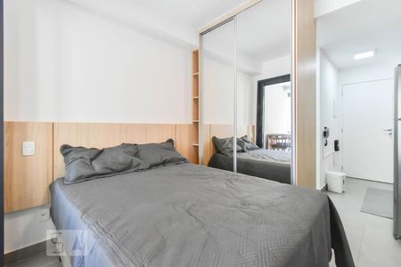 Quarto de kitnet/studio para alugar com 1 quarto, 30m² em Cerqueira César, São Paulo