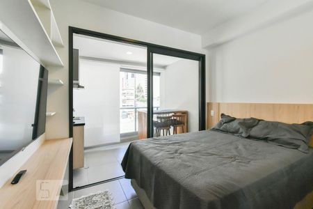 Quarto de kitnet/studio para alugar com 1 quarto, 30m² em Cerqueira César, São Paulo