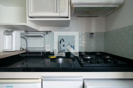 Sala/Cozinha de apartamento para alugar com 1 quarto, 24m² em Consolação, São Paulo