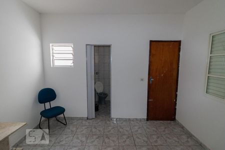 Sala de casa para alugar com 2 quartos, 60m² em Vila Roque, São Paulo