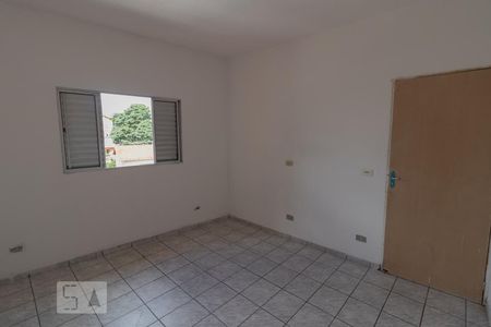 Dormitório de casa para alugar com 2 quartos, 60m² em Vila Roque, São Paulo