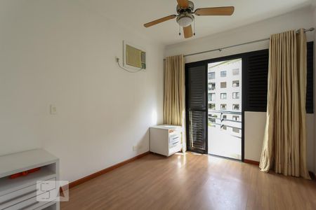 Suíte de apartamento à venda com 3 quartos, 125m² em Vila Morumbi, São Paulo