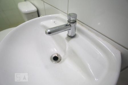 Banheiro - torneira de kitnet/studio para alugar com 1 quarto, 17m² em Vila Gomes, São Paulo