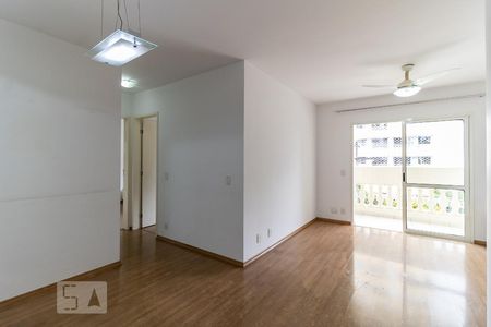 Sala de apartamento à venda com 2 quartos, 75m² em Cambuci, São Paulo
