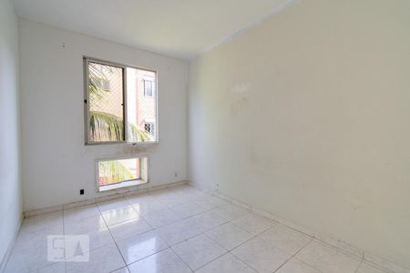 Quarto 1 de apartamento para alugar com 2 quartos, 65m² em Taquara, Rio de Janeiro