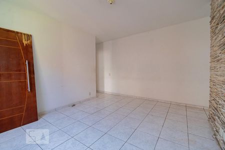 Sala de apartamento para alugar com 2 quartos, 65m² em Taquara, Rio de Janeiro