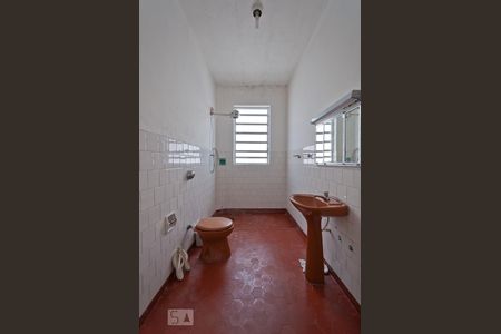 Banheiro de casa à venda com 1 quarto, 70m² em Vila Mesquita, São Paulo