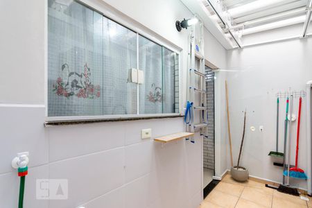 Apartamento à venda com 74m², 2 quartos e 2 vagas Apartamento à venda com 74m², 2 quartos e 2 vagasÁrea de Serviço