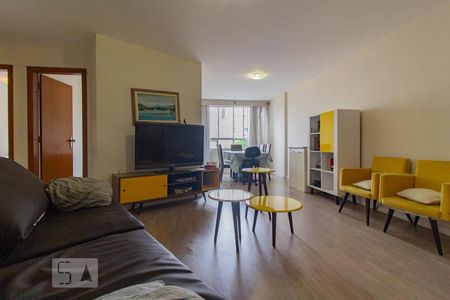 Sala de apartamento para alugar com 3 quartos, 100m² em Rebouças, Curitiba