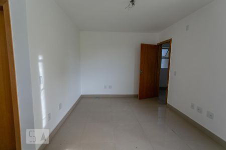 Sala de apartamento para alugar com 2 quartos, 50m² em Manacás, Belo Horizonte