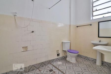 Banheiro de apartamento à venda com 1 quarto, 60m² em Santa Efigênia, São Paulo