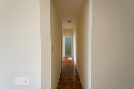 Corredor  de apartamento para alugar com 2 quartos, 90m² em Saúde, São Paulo