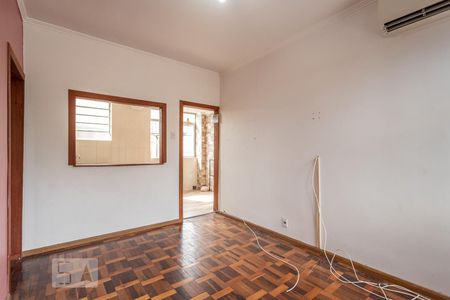 Sala de apartamento para alugar com 2 quartos, 60m² em Passo da Areia, Porto Alegre