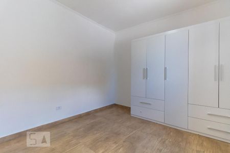 Quarto 1 de casa para alugar com 2 quartos, 70m² em Vila Portuguesa, São Paulo