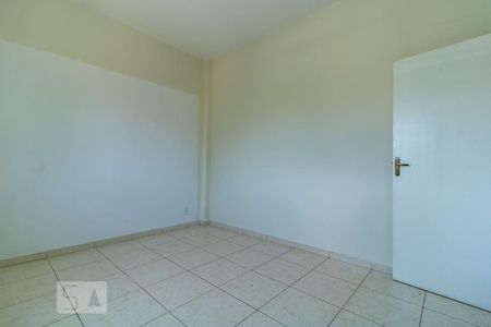 Quarto 1 de apartamento à venda com 2 quartos, 70m² em Cordovil, Rio de Janeiro