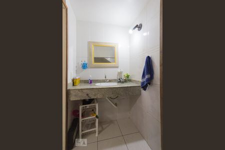 Lavabo de casa à venda com 3 quartos, 240m² em Tanque, Rio de Janeiro