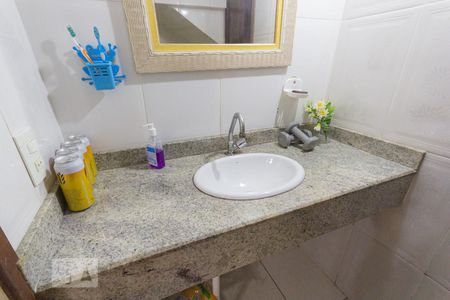 Lavabo de casa à venda com 3 quartos, 240m² em Tanque, Rio de Janeiro