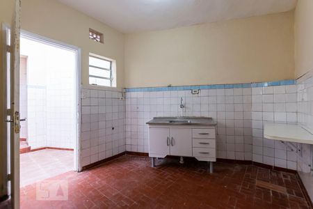 Cozinha de casa para alugar com 1 quarto, 30m² em Jardim Santa Cruz (sacomã), São Paulo