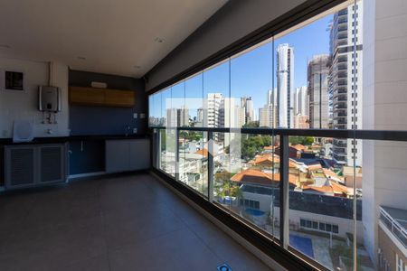 Sacada de apartamento à venda com 2 quartos, 69m² em Vila Romana, São Paulo
