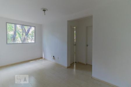Apartamento à venda com 50m², 2 quartos e 1 vaga Apartamento à venda com 50m², 2 quartos e 1 vagaSala