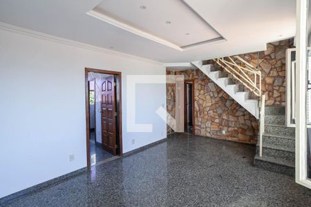 Sala 1 de apartamento à venda com 4 quartos, 250m² em Santa Cruz, Belo Horizonte