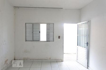 Sala de casa para alugar com 2 quartos, 84m² em Parada Xv de Novembro, São Paulo