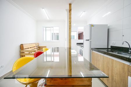 Sala e cozinha de apartamento para alugar com 1 quarto, 38m² em Vila Carrão, São Paulo