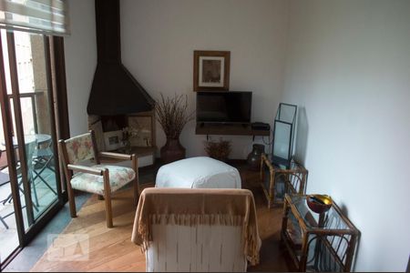 Sala da Lareira de apartamento à venda com 3 quartos, 125m² em Jardim Ampliação, São Paulo